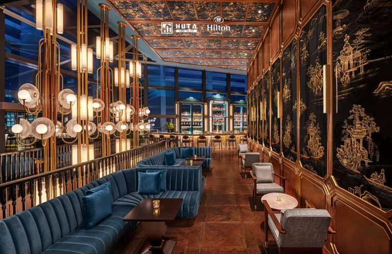 Khi ánh sáng định hình trải nghiệm tại Hilton Saigon