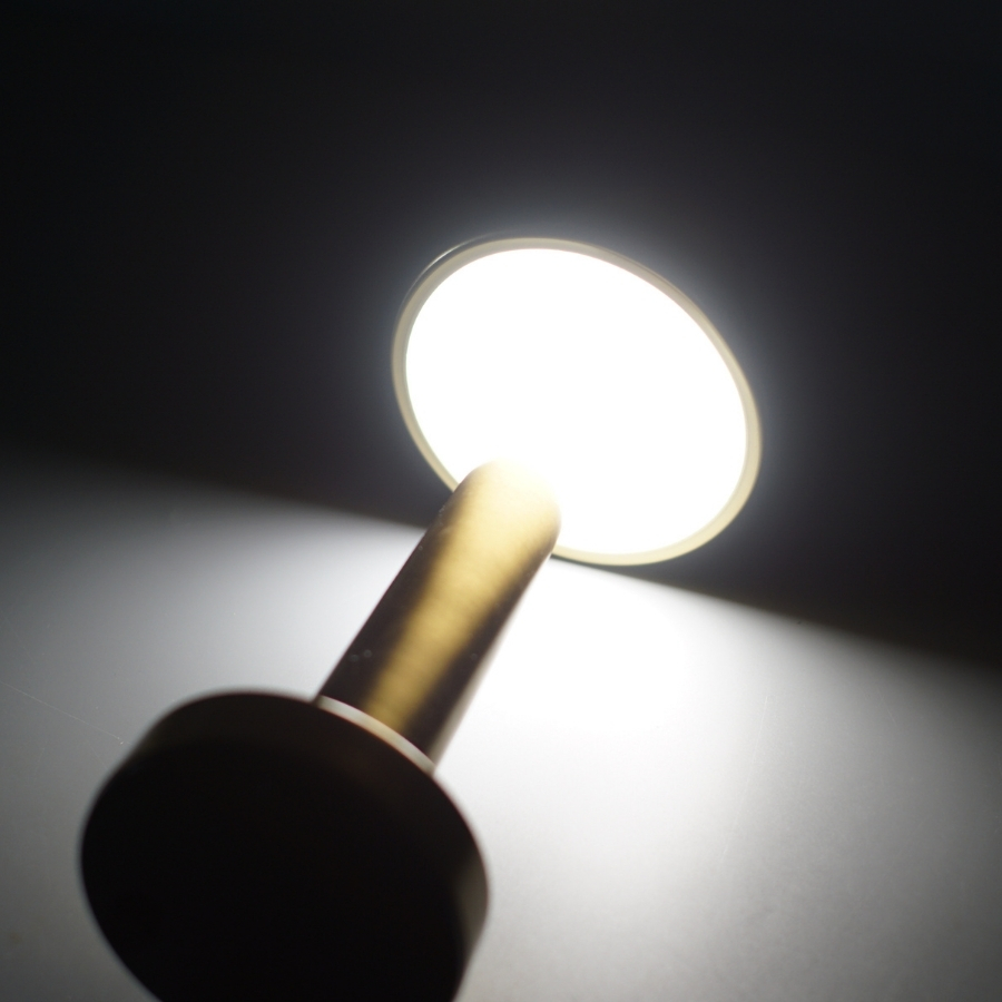 Đèn Bàn Quán Bar HUTA Light For Life Mã RESNONCUT