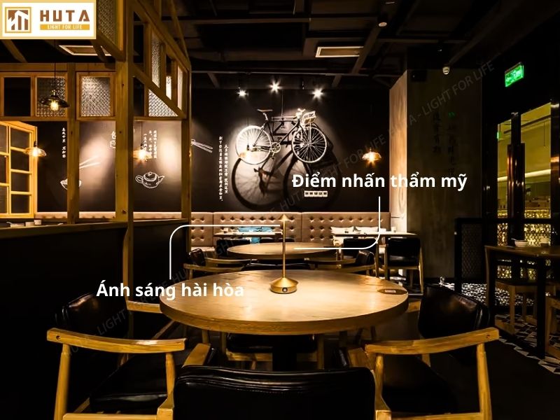Tại sao nên lựa chọn đèn bàn mã TAMGIAC để trang trí quán bar, nhà hàng