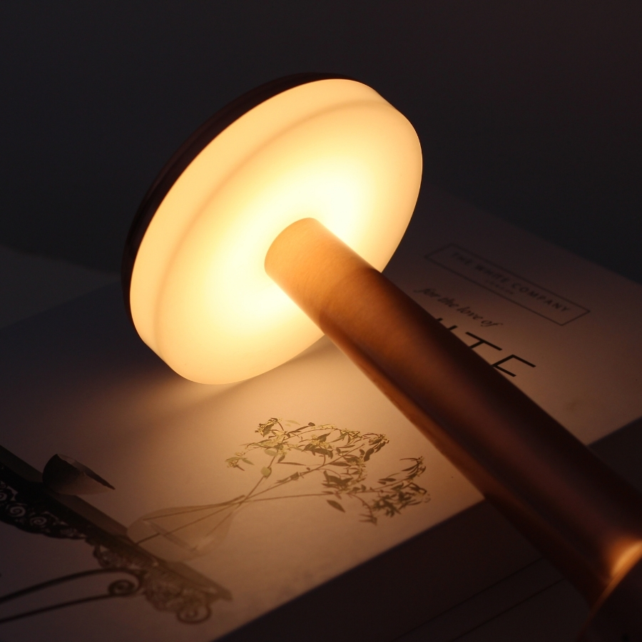 Đèn Bàn Trang Trí Quán Bar HUTA Light For Life Mã RESDIA1