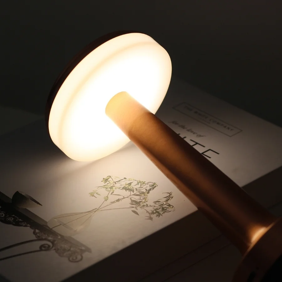 Đèn Bàn Trang Trí Quán Bar, Nhà Hàng HUTA Light For Life Mã RESDIA1