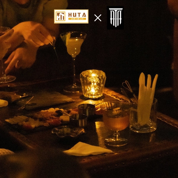 khach hang mua den ban an trang tri nha hang quan bar huta light for life 1 13