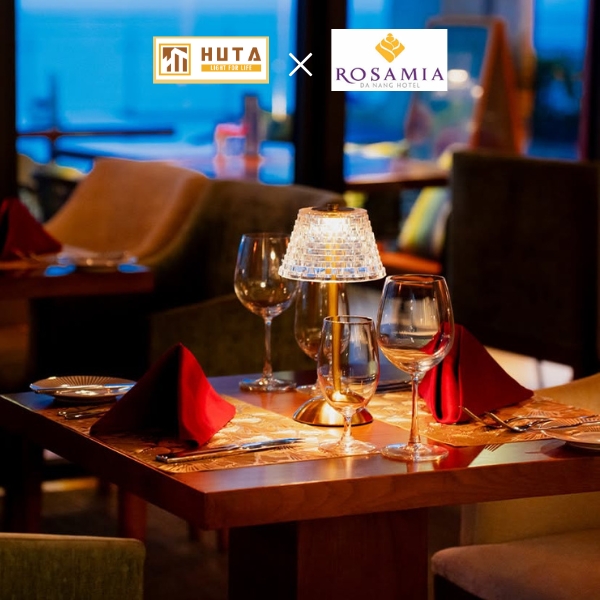 khach hang mua den ban an trang tri nha hang quan bar huta light for life 1 15