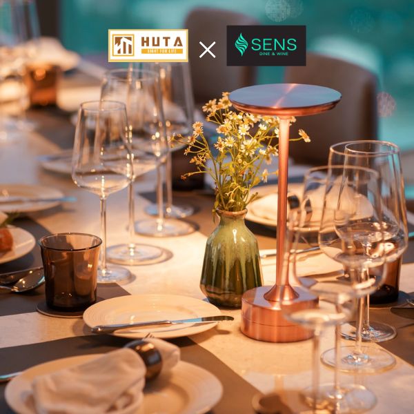 khach hang mua den ban an trang tri nha hang quan bar huta light for life 1 8