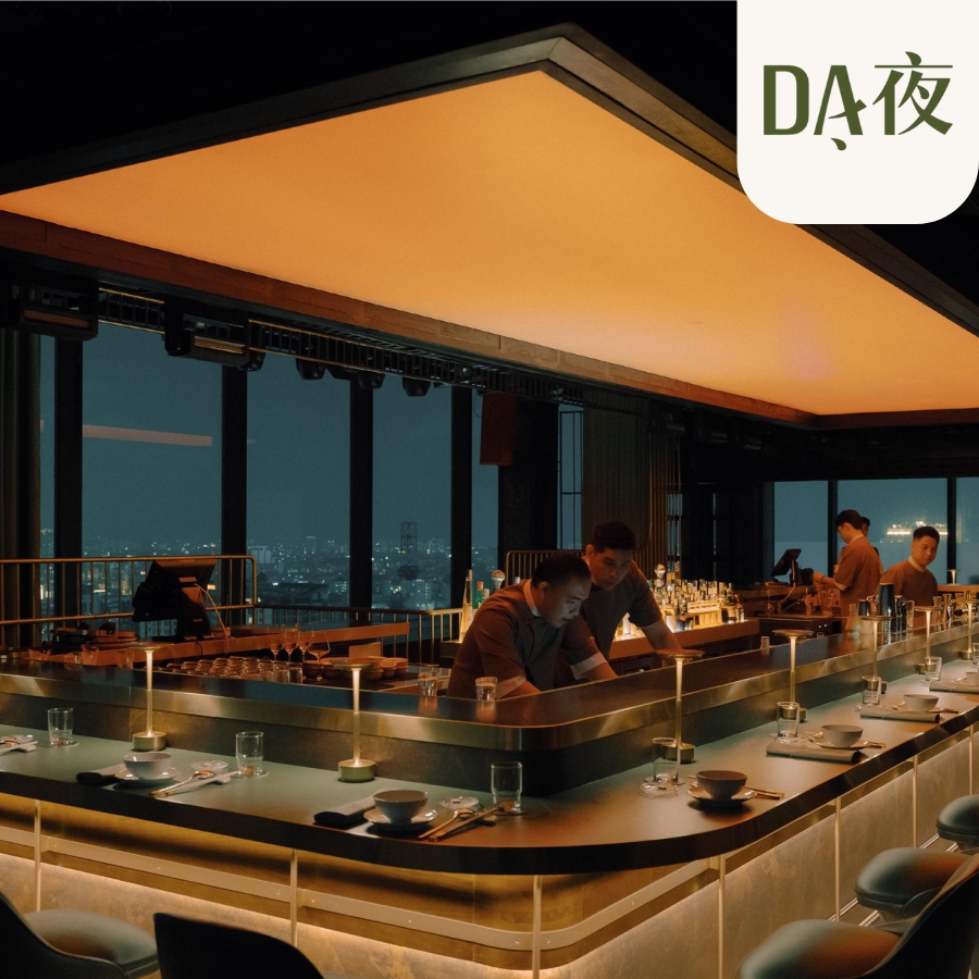 Những khách hàng cũng đã từng giống bạn khi không biết chọn mẫu đèn bàn nào cho nhà hàng