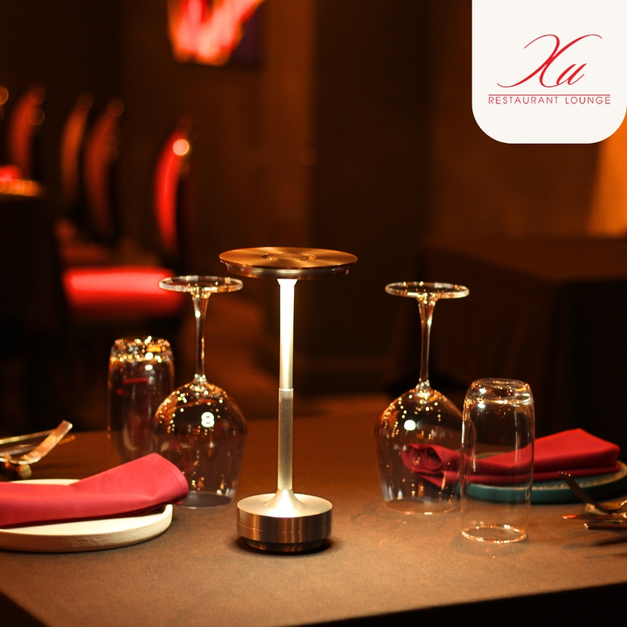 Những khách hàng cũng đã từng giống bạn khi không biết chọn mẫu đèn bàn nào cho nhà hàng