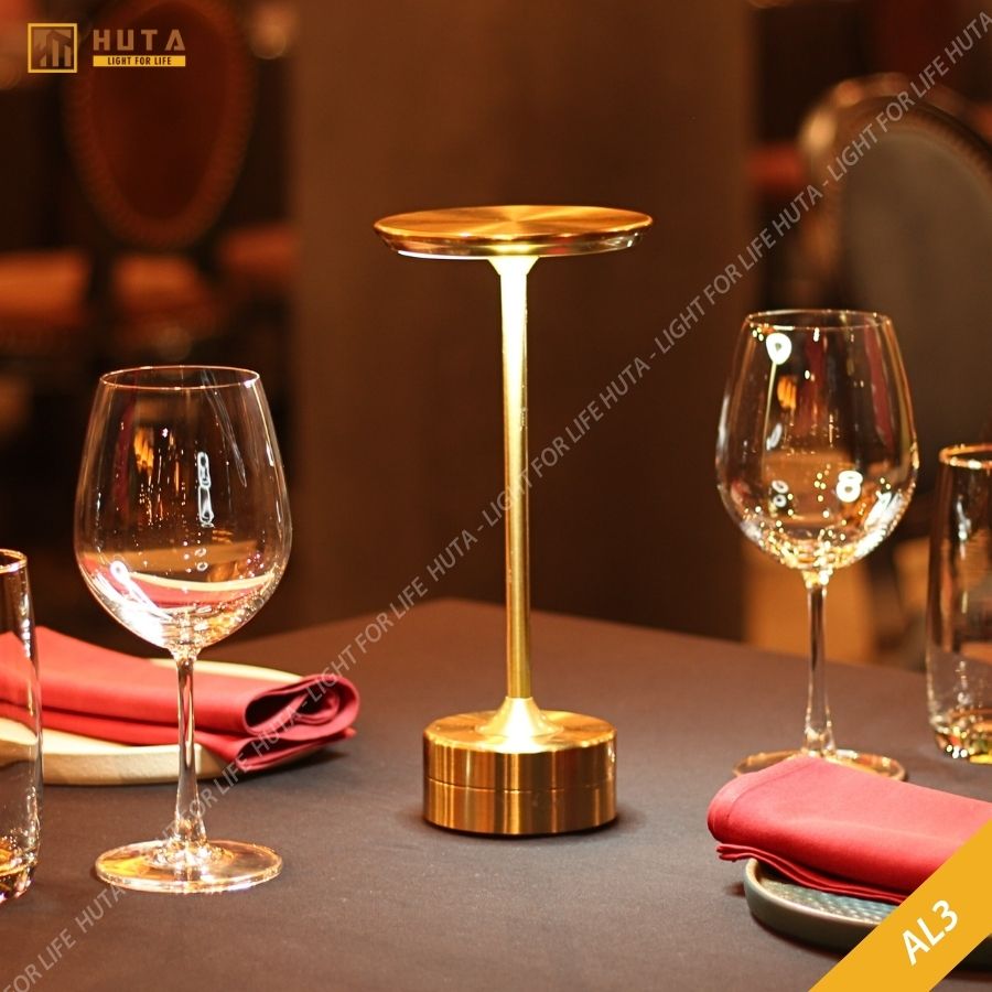 Hành Trình Bảo Trì Đèn Bàn Ăn Tại Nhà Hàng Shri Lifestyle Dining