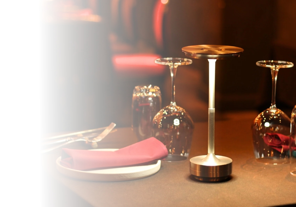 hero ban muon xem den ban nha hang al4