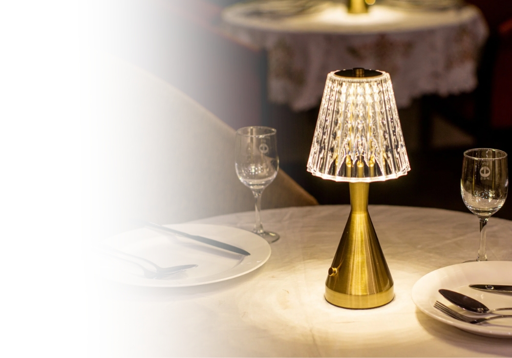 hero ban muon xem den ban nha hang ma resbed2