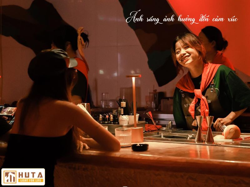 Bật Mí 3 Vai Trò Chính Của Đèn Bàn Ăn Trong Trải Nghiệm Thực Khách