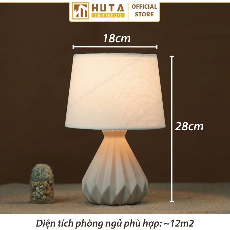 Đèn Ngủ Để Bàn Decor Khách Sạn HUTA Light For Life Phong Cách Tối Giản Sang Trọng Thân Gốm Sứ Mã S13