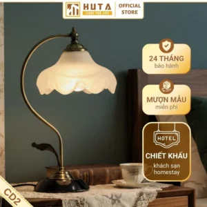 Đèn Ngủ Để Bàn Khách Sạn HUTA Light For Life Phong Cách Cổ Điển Thân Kim Loại Mã CD2