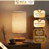 Đèn Ngủ Để Bàn Khách Sạn, Tab Đầu Giường HUTA Light For Life Phong Cách Vintage Thân Gỗ Mã G1