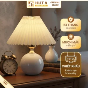 Đèn Ngủ Để Bàn Khách Sạn, Tab Đầu Giường HUTA Light For Life Thân Gốm Sứ Mã S8