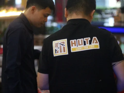 trang chu den ban horeca cho nha hang quan bar 13