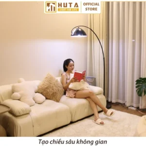 Đèn cây đứng HUTA Light For Life chất liệu kim loại dáng cong mã KC11