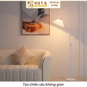 Đèn cây đứng HUTA Light For Life thân kim loại dáng cong mã KT6