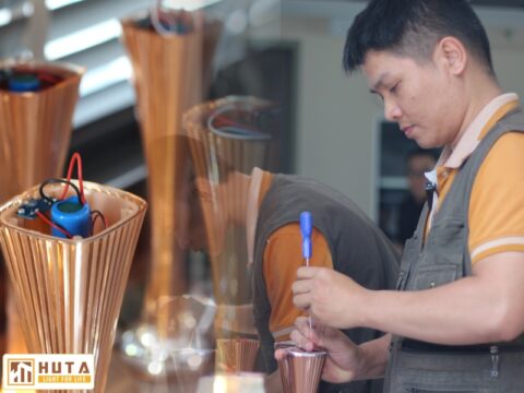 Đèn Bàn Nhà Hàng Quán Bar HUTA Xuất Xứ Từ Đâu?