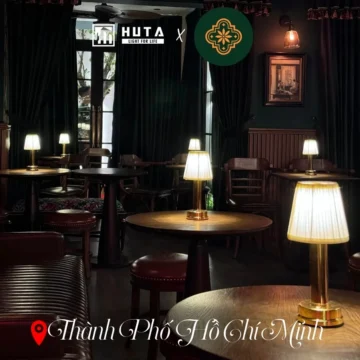 hinh anh thuc te den de ban an tai nha hang quan bar 15
