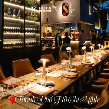 hinh anh thuc te den de ban an tai nha hang quan bar 6