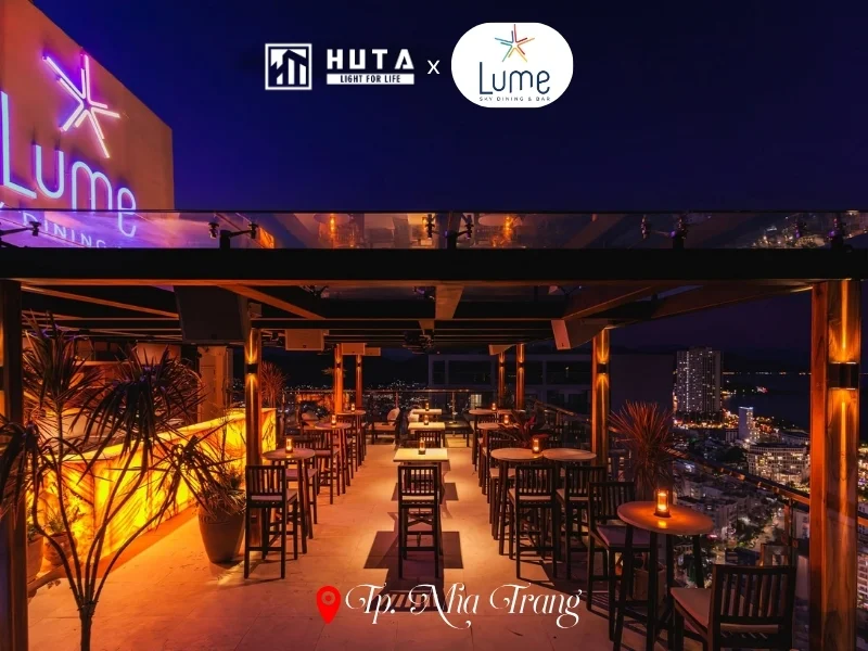 Đèn bàn Lume