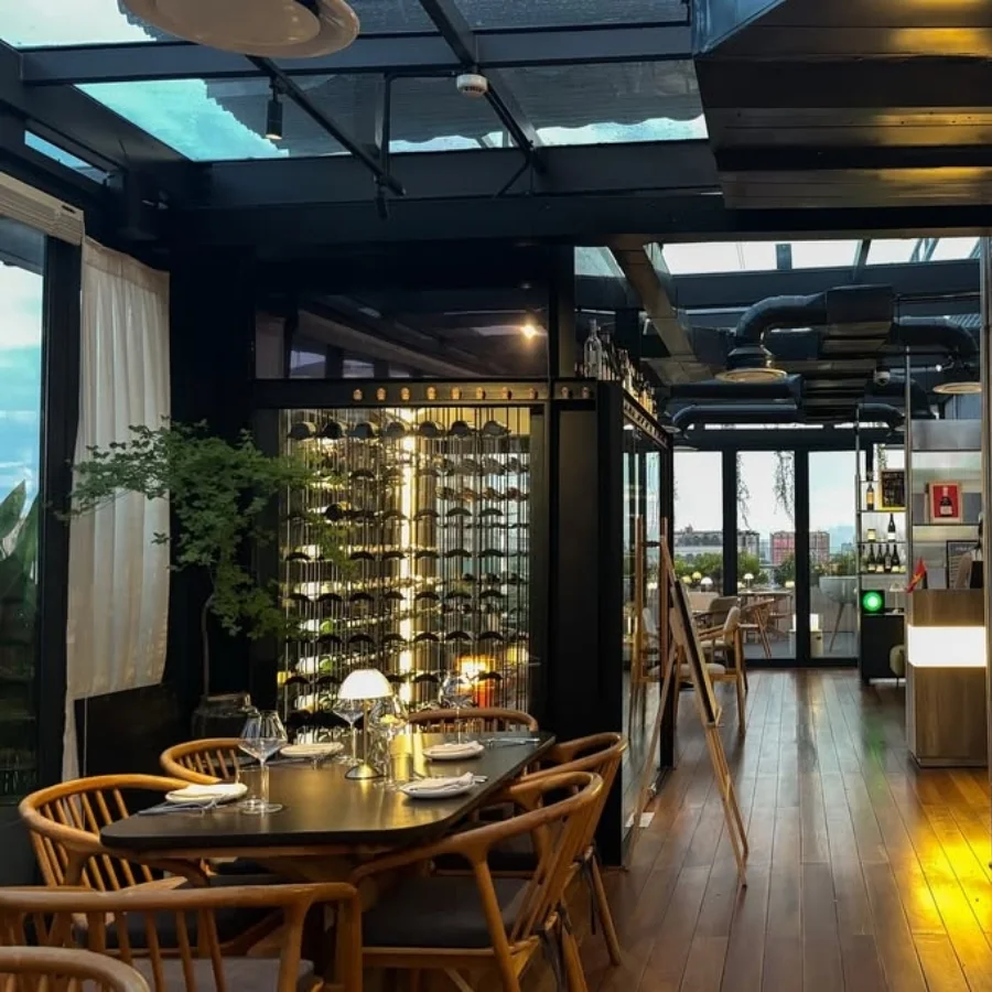 Đèn Bàn Trang Trí Nhà Hàng, Quán Bar HUTA Light For Life Mã RESDUNON