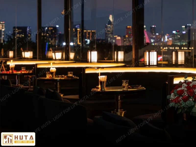 Hidden Bar, Rooftop Và Lounge Nên Dùng Đèn Bàn Gì?